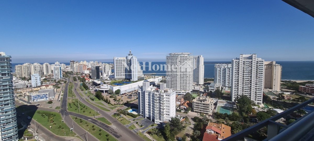 Apartamento ID.100 - Playa Mansa Apartamento 3 Dormitorios A  metros del Mar