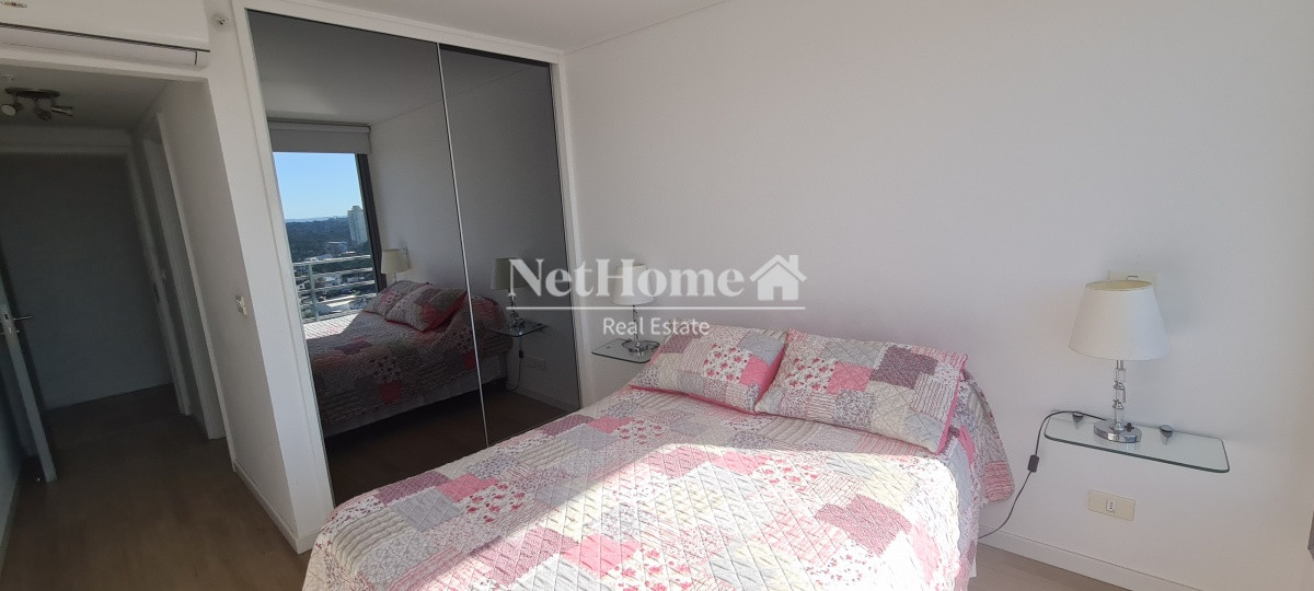 Apartamento ID.100 - Playa Mansa Apartamento 3 Dormitorios A  metros del Mar