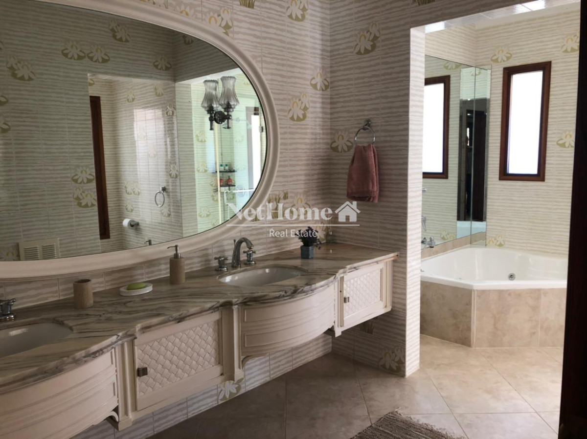 Casa ID.32 - Lugano Casa 8 Dormitorios Amplio Jardín Zona Residencial