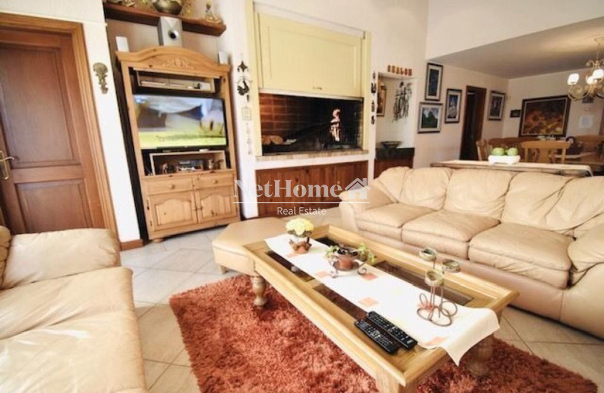Casa ID.33 - Excelente mansión a 50 mts. de la mejor zona de la playa Mansa.