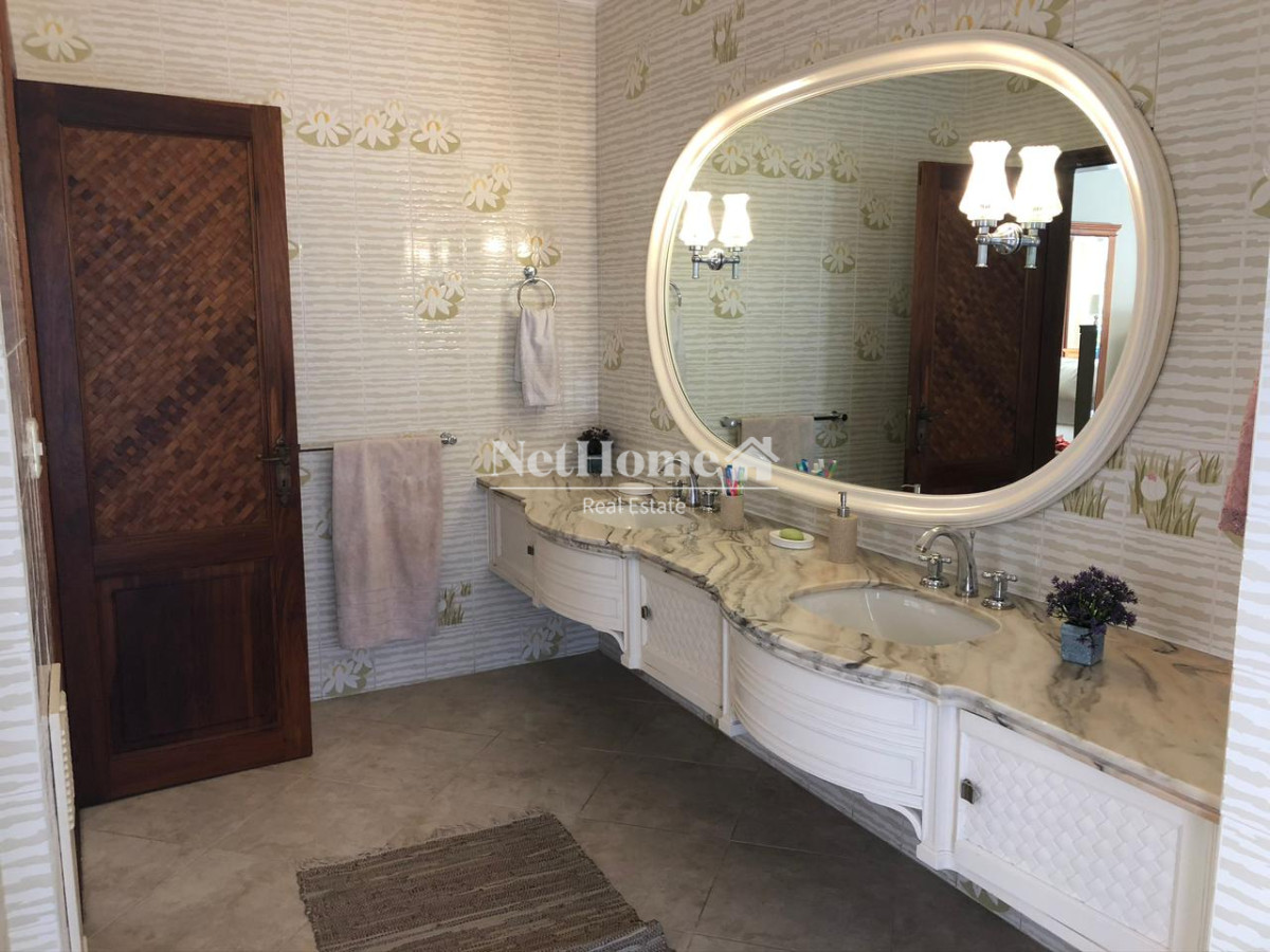 Casa ID.32 - Lugano Casa 8 Dormitorios Amplio Jardín Zona Residencial