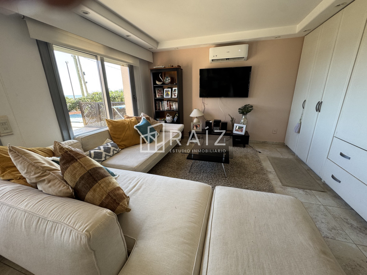 Apartamento ID.11250 - VENTA APARTAMENTO 2 DORMITORIOS PLAYA MANSA