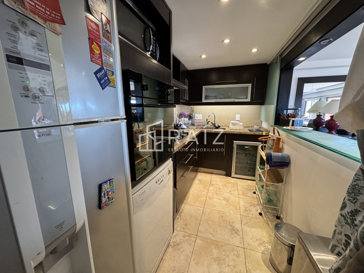 Apartamento ID.11250 - VENTA APARTAMENTO 2 DORMITORIOS PLAYA MANSA