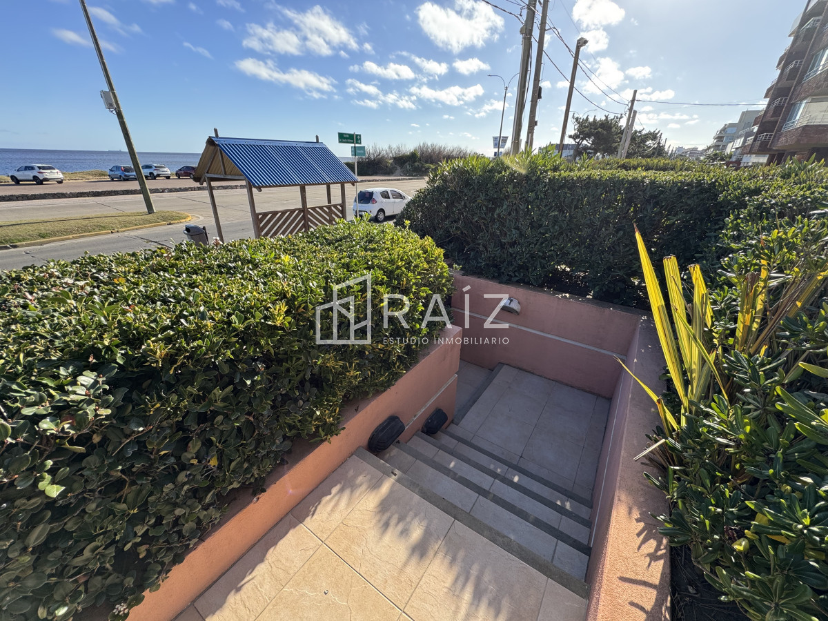 Apartamento ID.11250 - VENTA APARTAMENTO 2 DORMITORIOS PLAYA MANSA