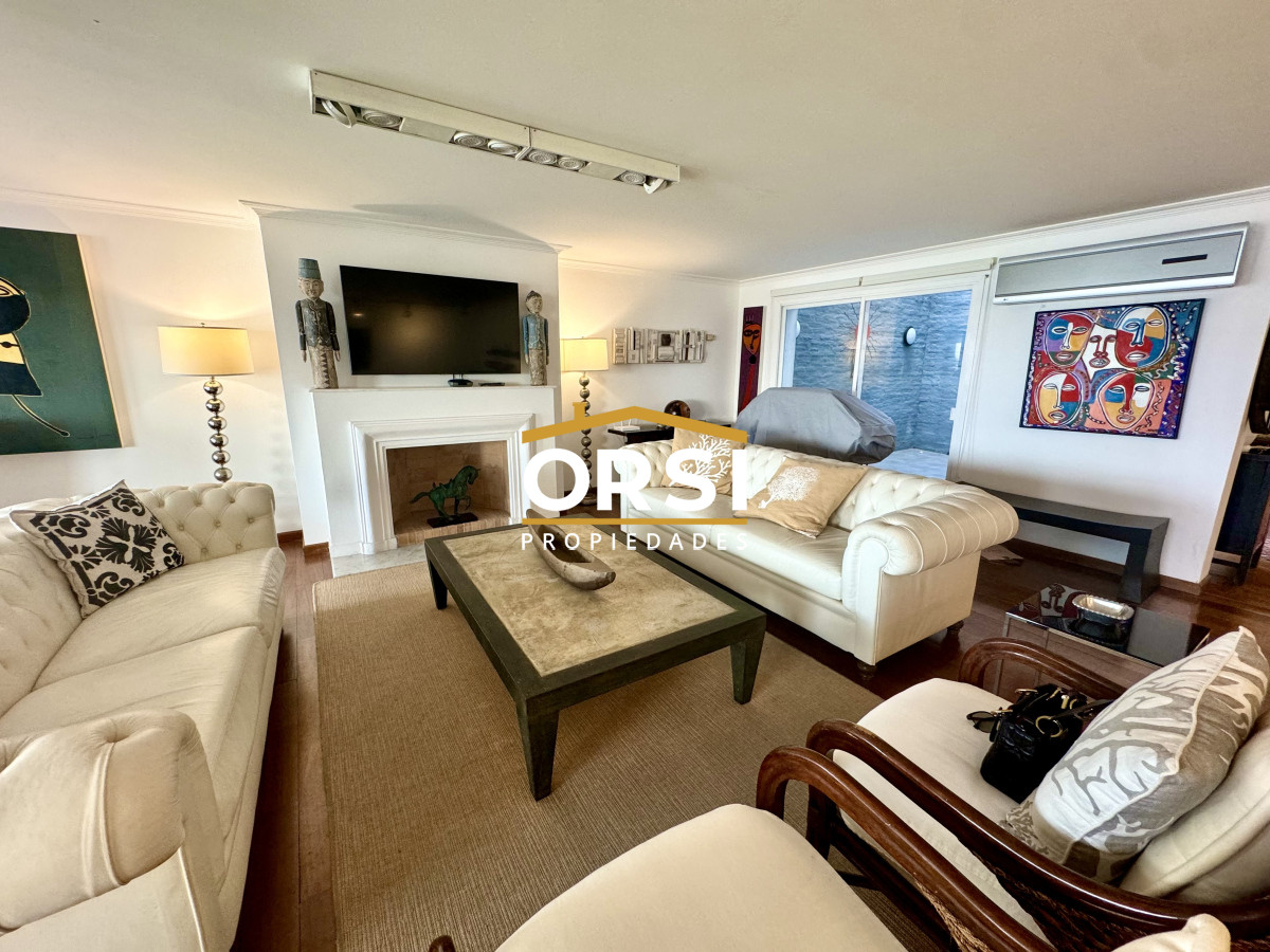 Apartamento ID.244 - puerto de punta del este, Primera línea 