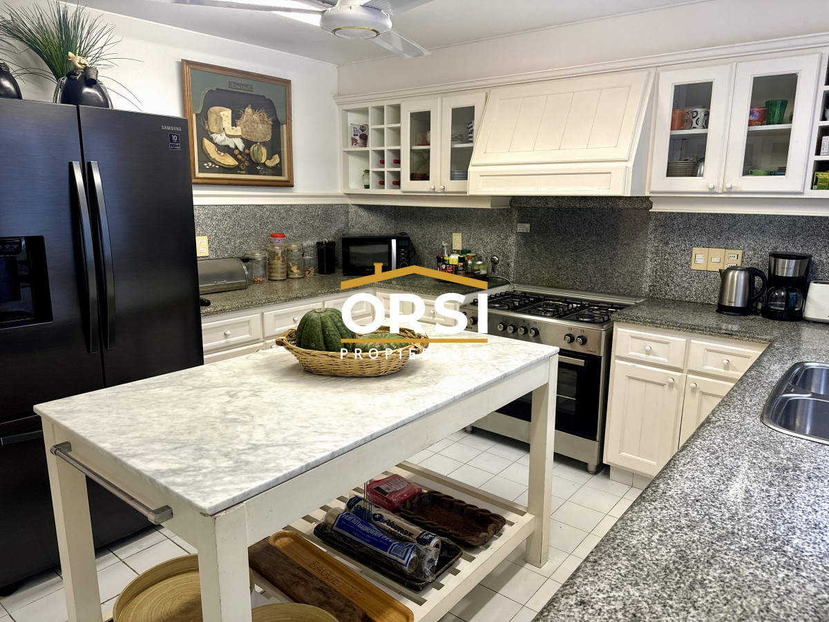 Apartamento ID.244 - puerto de punta del este, Primera línea 