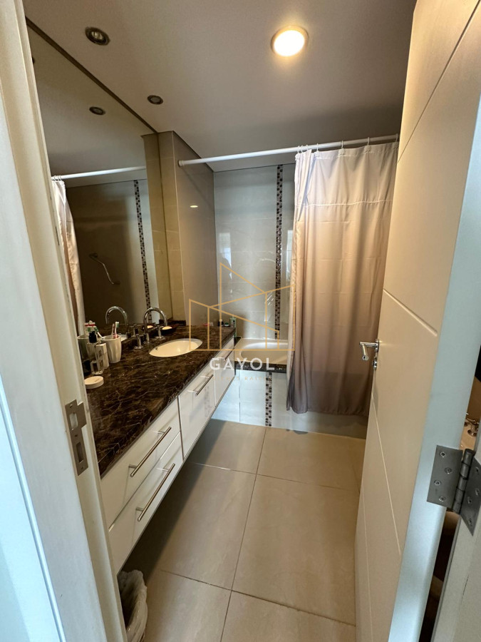 Apartamento ID.1244 - En venta hermoso apartamento con vista al mar 