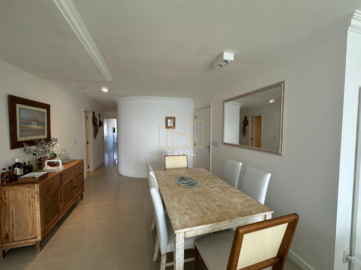 Apartamento ID.1244 - En venta hermoso apartamento con vista al mar 