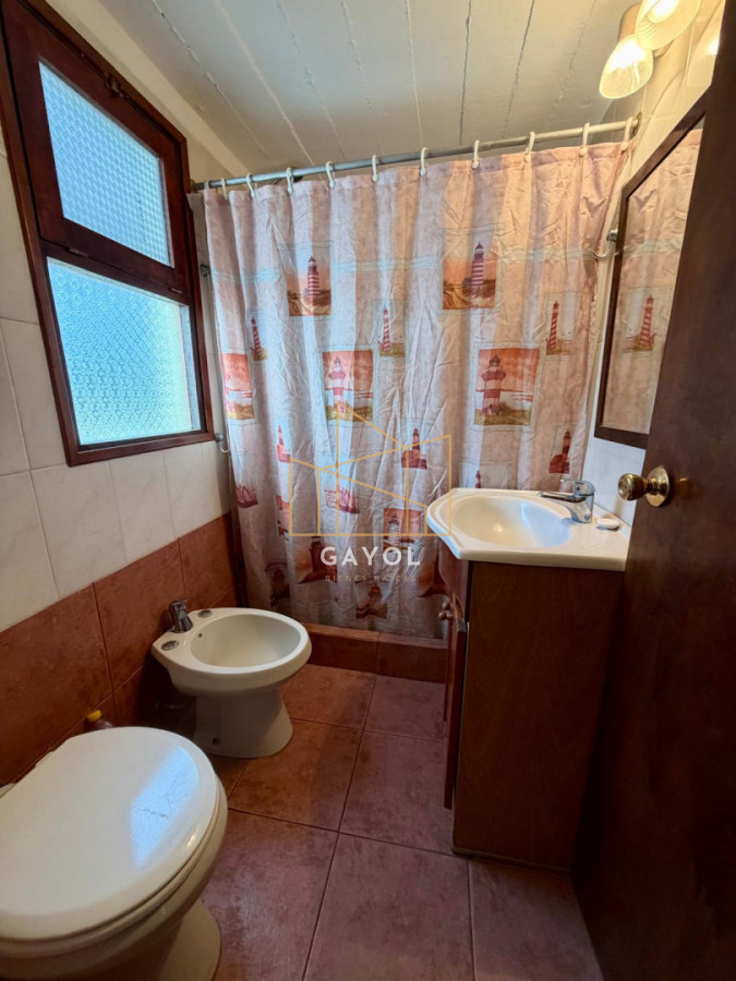 Casa ID.1414 - Hermosa casa en venta con piscina en punta del este 