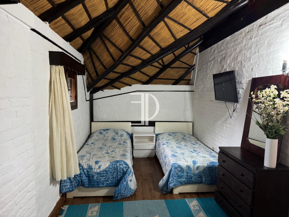 Casa ID.1527 - Hermosa casa a pasos del mar 