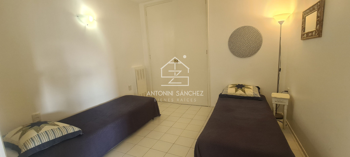 Apartamento ID.2104 - Venta Apartamento 2 dormitorios Punta del este Península