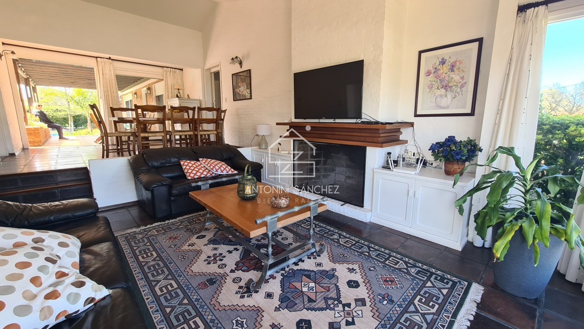 Casa ID.2631 - venta casa en parada 36 mansa 