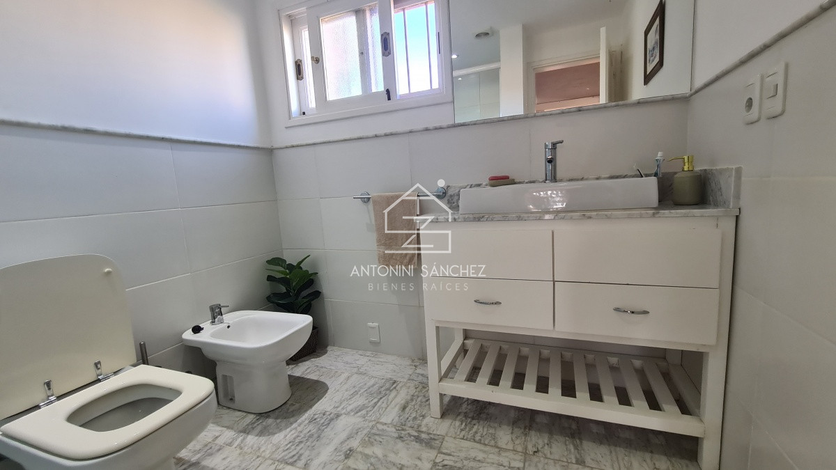 Casa ID.2631 - venta casa en parada 36 mansa 