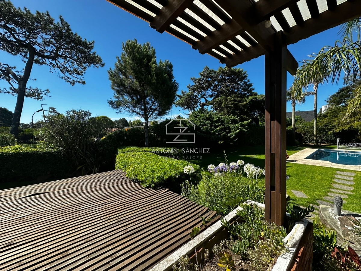Casa ID.2631 - venta casa en parada 36 mansa 