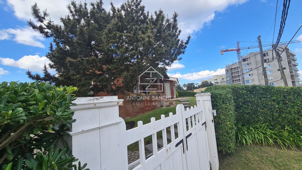 Casa ID.2631 - venta casa en parada 36 mansa 
