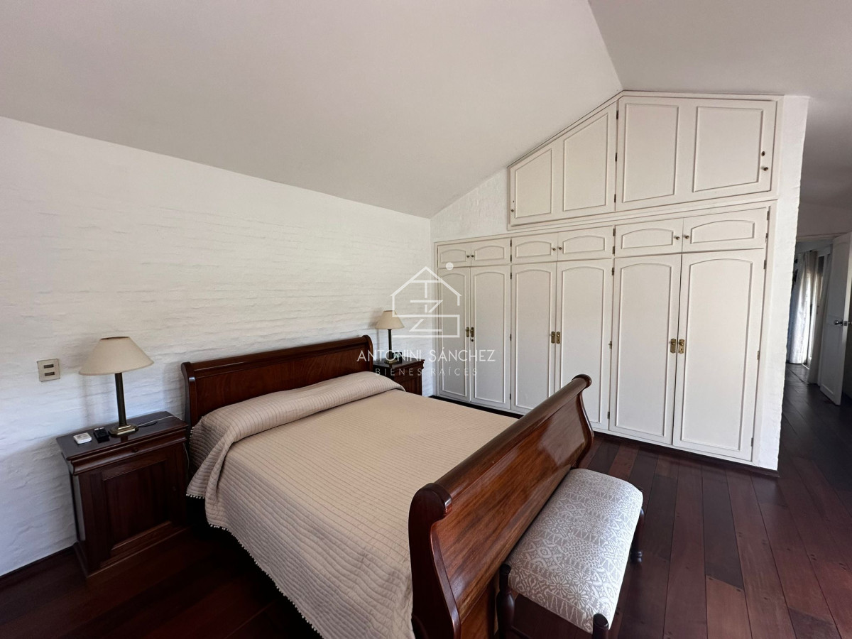 Casa ID.2631 - venta casa en parada 36 mansa 