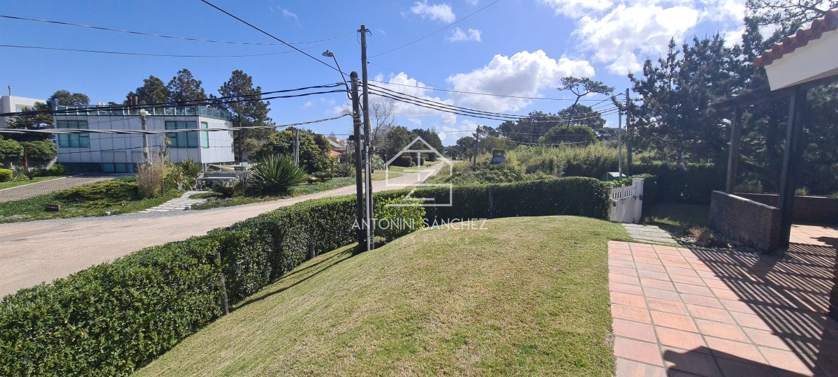 Casa ID.2631 - venta casa en parada 36 mansa 