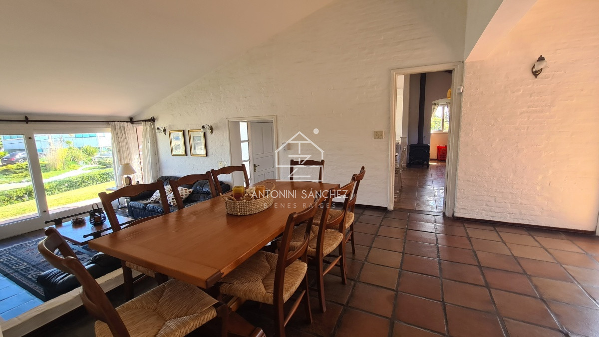 Casa ID.2631 - venta casa en parada 36 mansa 
