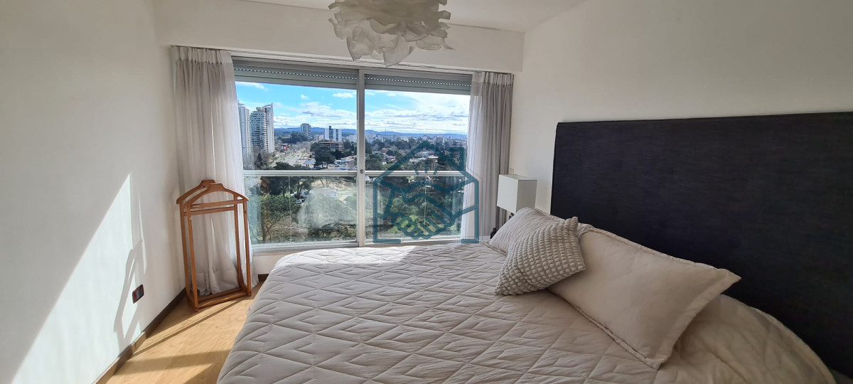 Apartamento ID.918/Hermosa-unidad-en-venta-en-la-zona-de-Punta-del-Este- - Hermosa unidad en venta en la zona de Punta del Este 