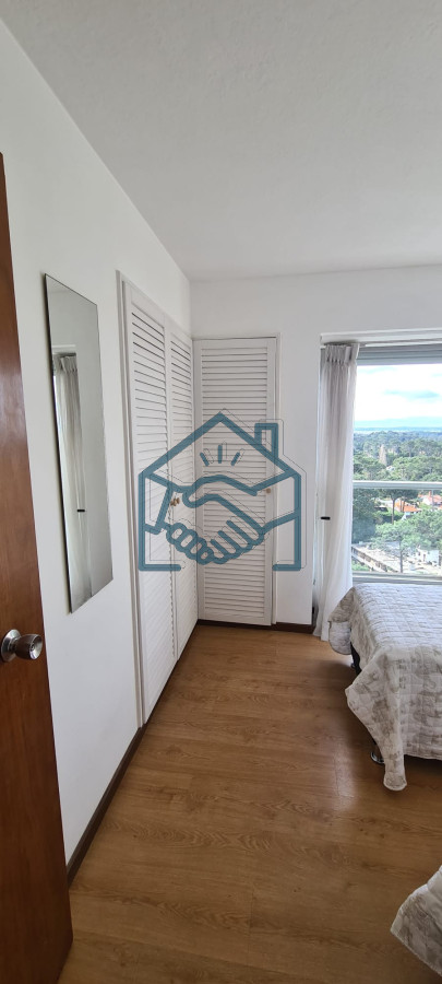 Apartamento ID.918/Hermosa-unidad-en-venta-en-la-zona-de-Punta-del-Este- - Hermosa unidad en venta en la zona de Punta del Este 