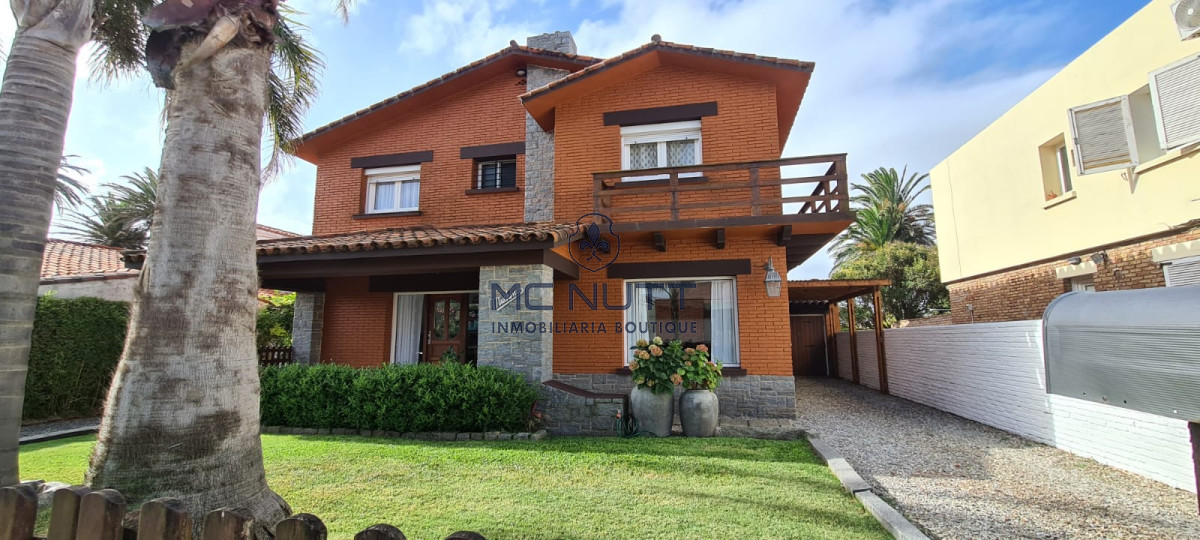 Casa ID.583/ - Casa en peninsula en venta 