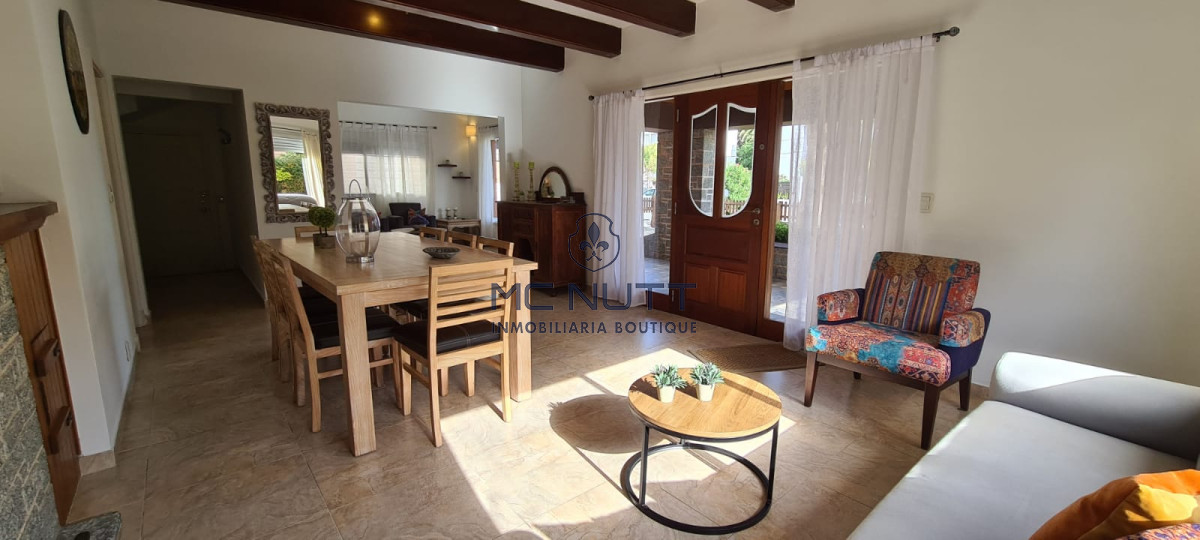 Casa ID.583/ - Casa en peninsula en venta 