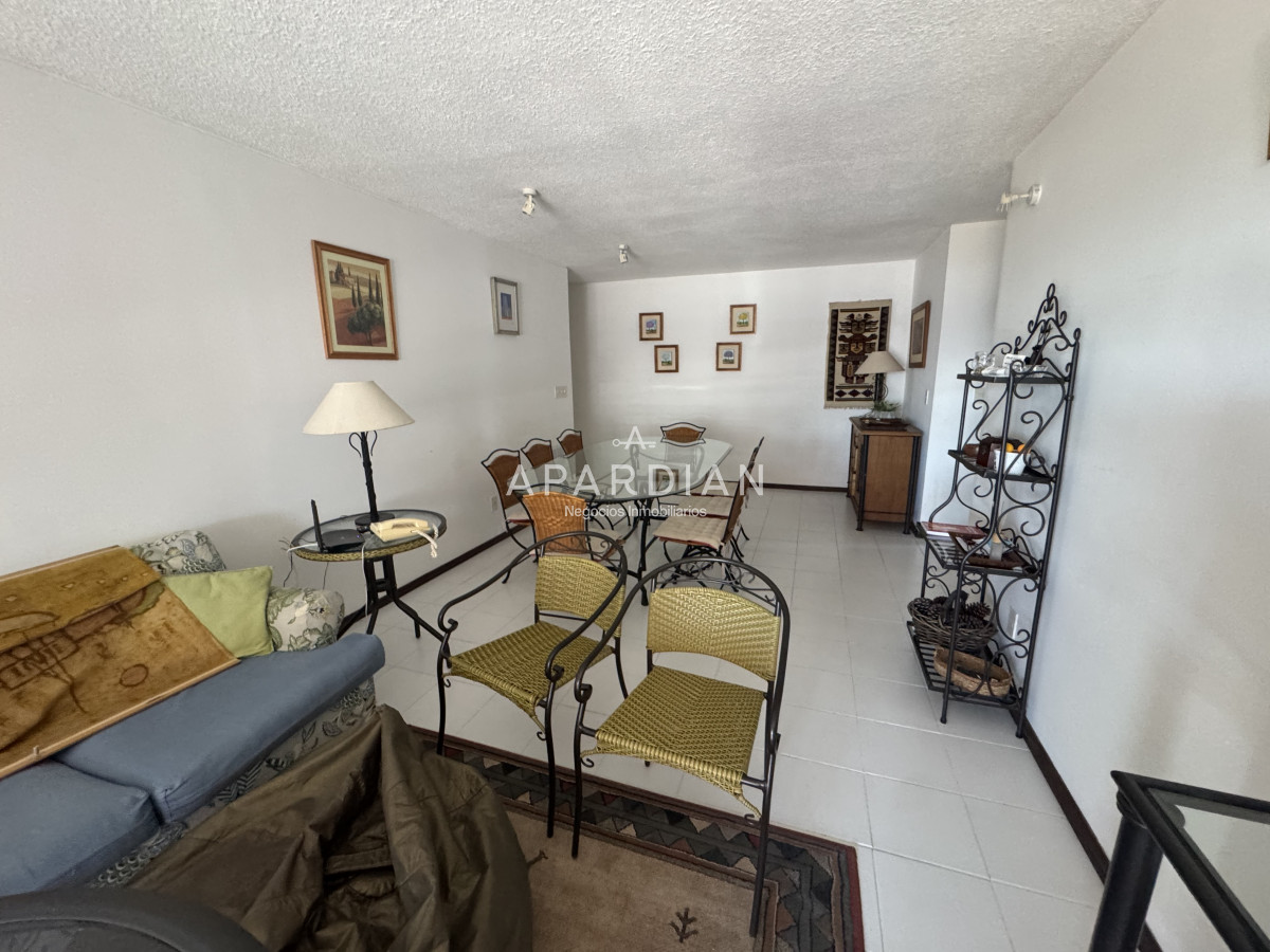 Apartamento ID.21099153 - GRAN APTO EN TORRE CON SERVICIOS