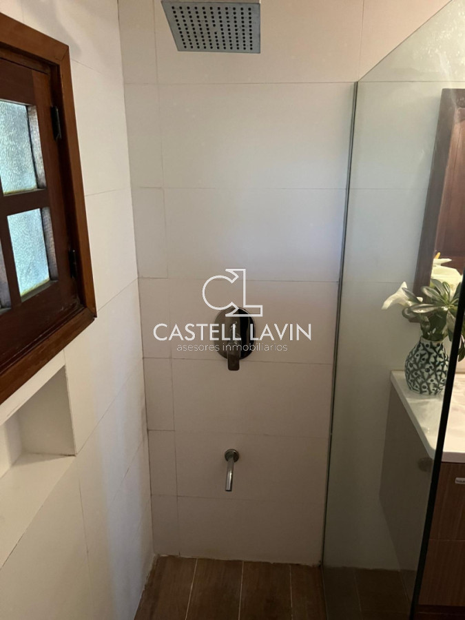 Casa ID.1303 - Venta Casa 4 Dormitorios a pasos del mar Pinares Punta del Este
