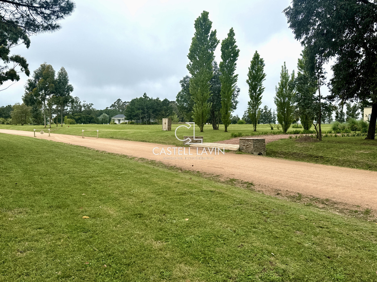 Terreno ID.402 - Venta Lote Hermoso de 5000 mtrs El Quijote La Barra