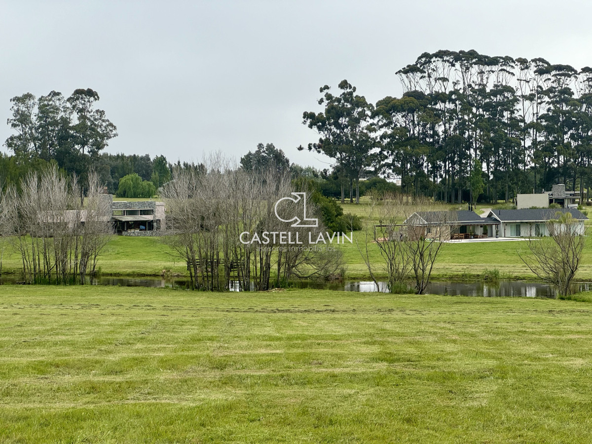 Terreno ID.402 - Venta Lote Hermoso de 5000 mtrs El Quijote La Barra
