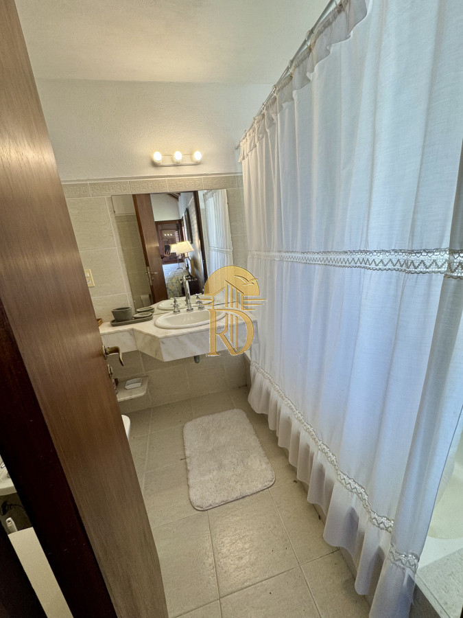Casa en venta en brava a escasos metros del mar -id-74-14