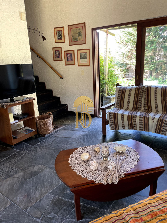 Casa en venta en brava a escasos metros del mar -id-74-4