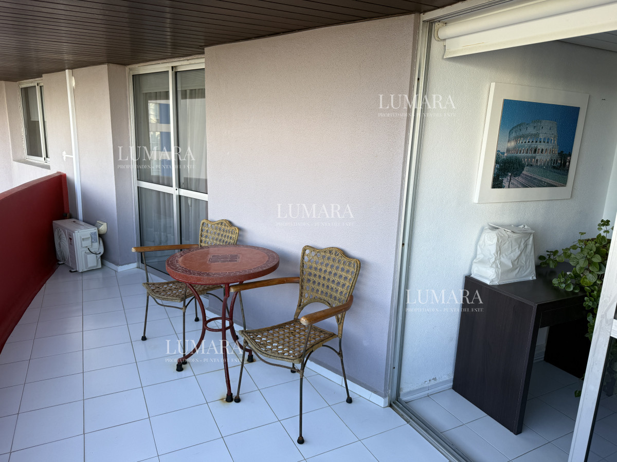 Apartamento ID.2650 - Increible unidad en venta a pasos del mar