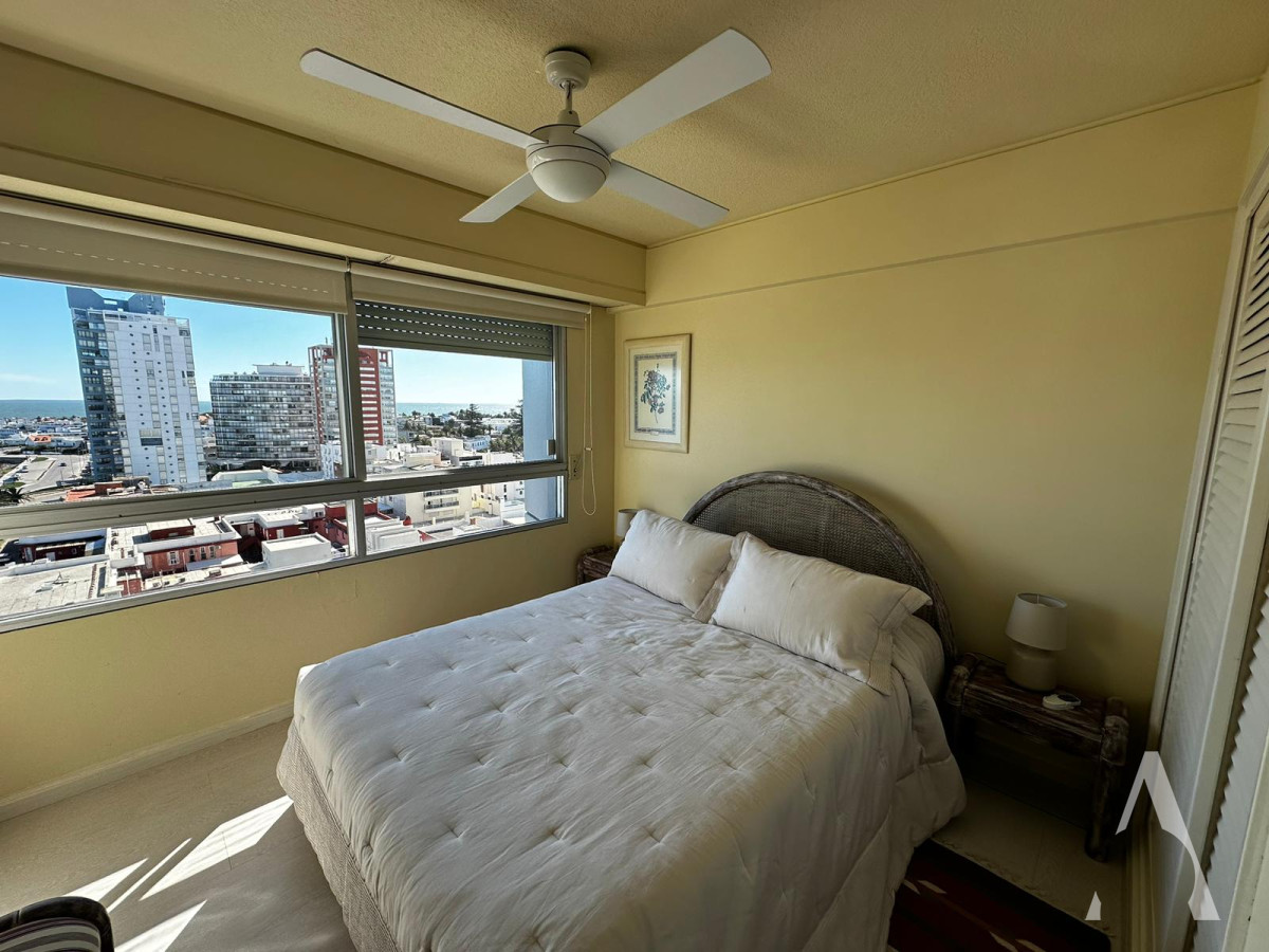 Apartamento ID.41 - VAN GOGH - 3 DORM