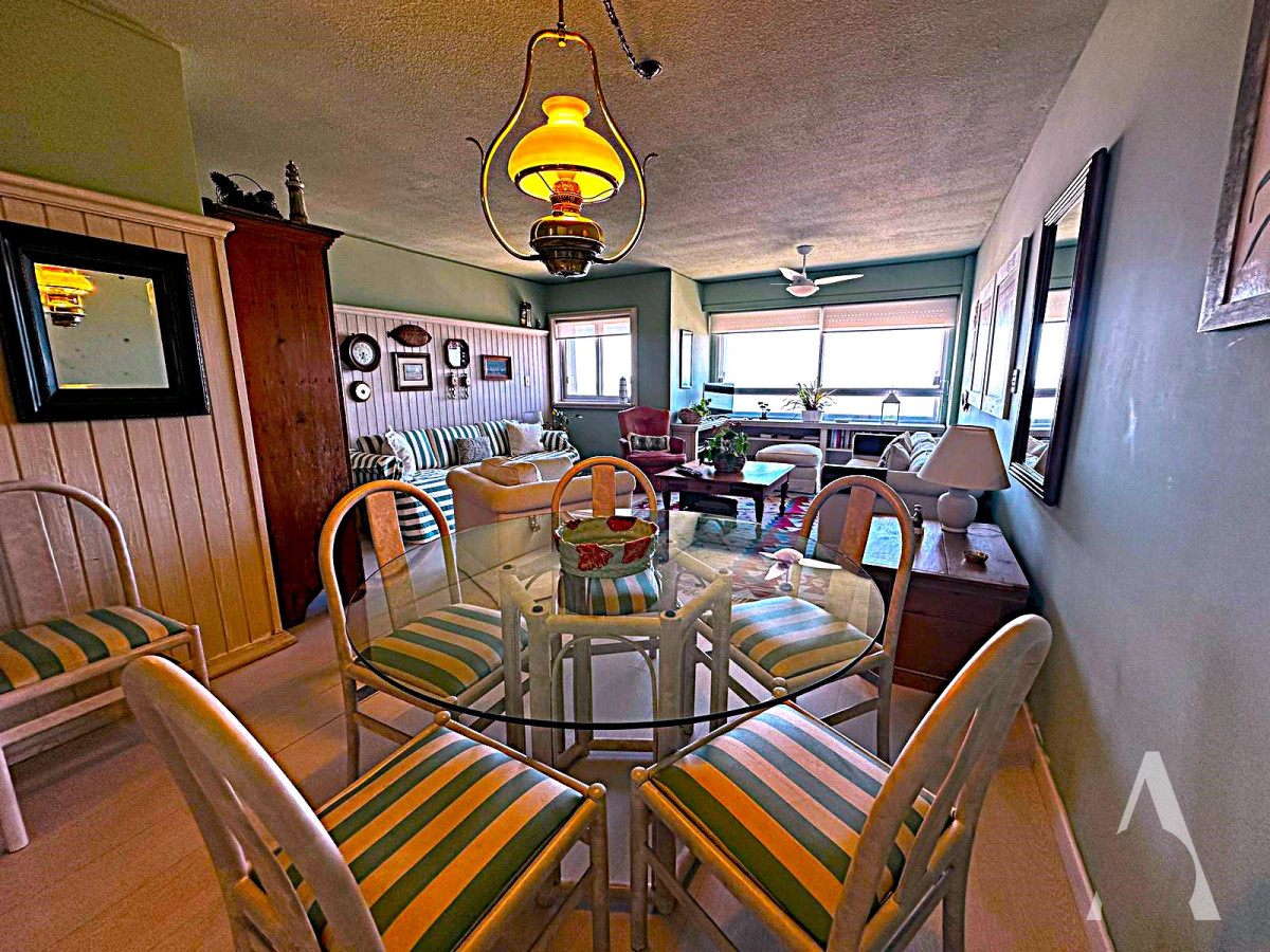 Apartamento ID.41 - VAN GOGH - 3 DORM