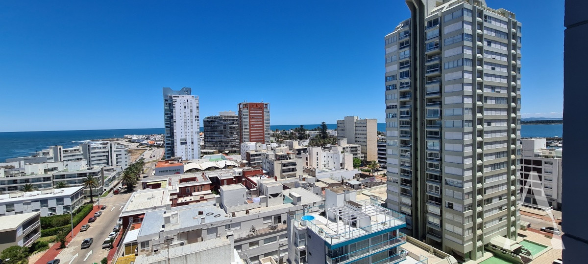 Apartamento ID.41 - VAN GOGH - 3 DORM