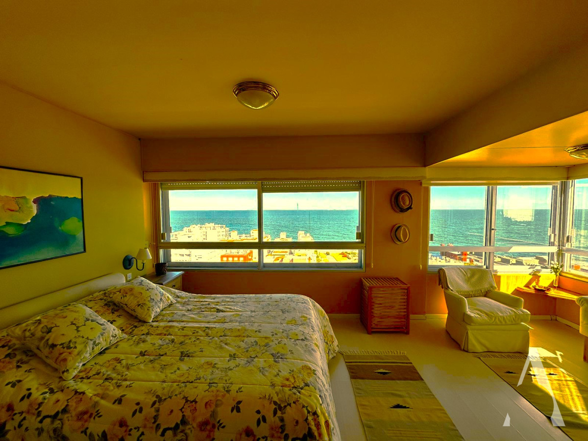 Apartamento ID.41 - VAN GOGH - 3 DORM