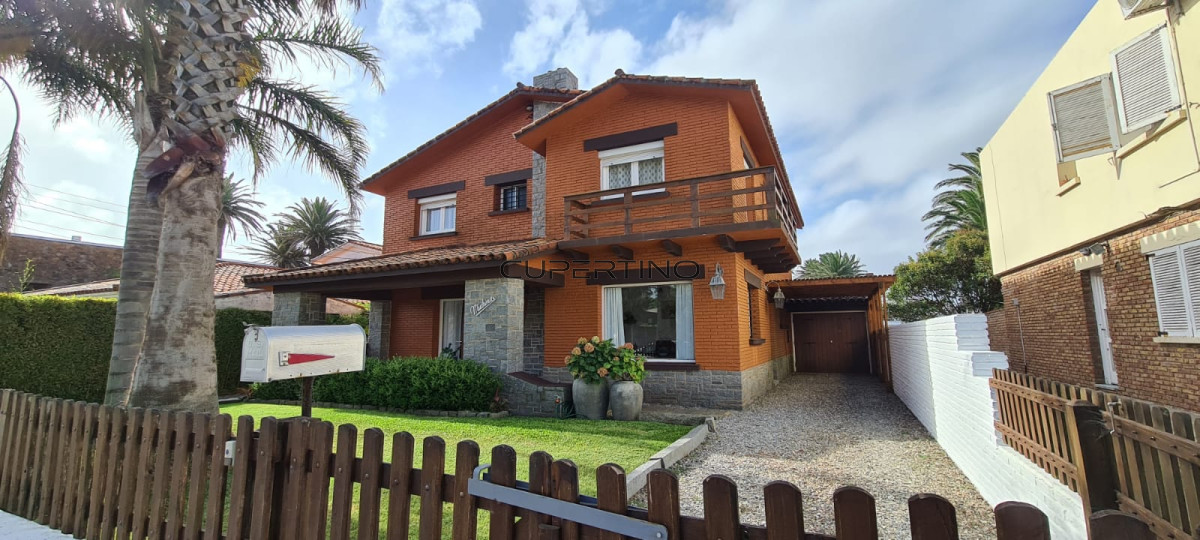 Casa en Punta del Este, Península — foto 1