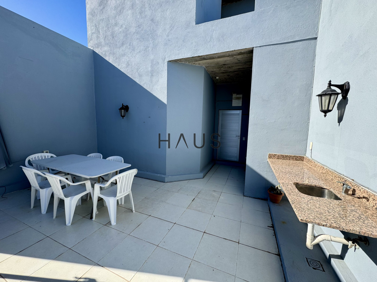 Apartamento ID.113 - Apartamento en venta en peninsula con parrillero propio 