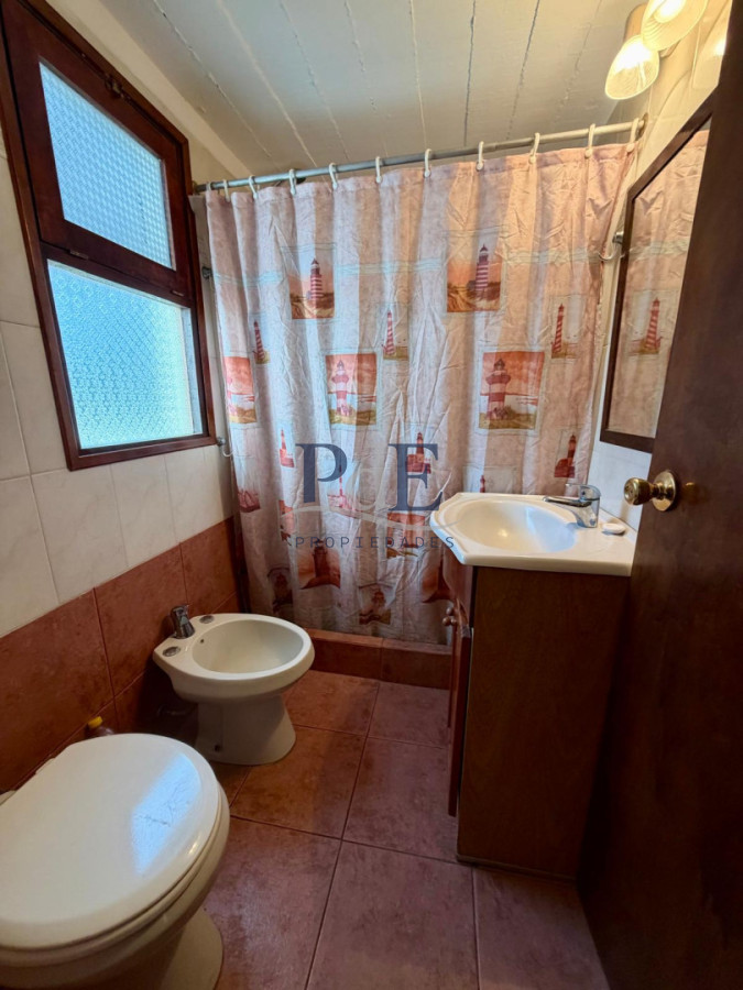 Hermosa casa en venta con piscina en Punta del Este  - Imagen 32