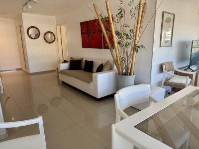 HERMOSO APARTAMENTO EN VENTA DE DOS DORMIT 