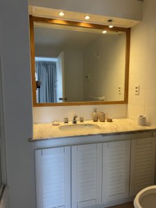 Apartamento en venta con vista directa al mar 