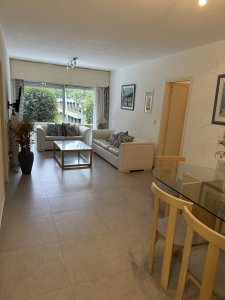 GRAN  PLANTA EN COMPLEJO CON SERVICIOS