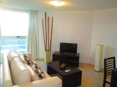 APARTAMENTO EN OPORTUNIDAD!!!  A METROS DEL MAR 
