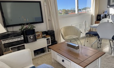 Apartamento en venta en edificio frente al mar