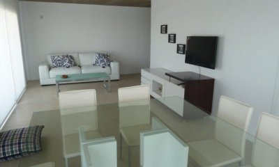 Apartamento en Brava, 3 dormitorios *