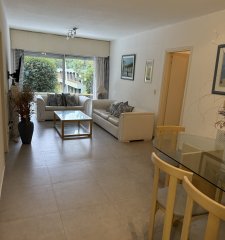 GRAN  PLANTA EN COMPLEJO CON SERVICIOS