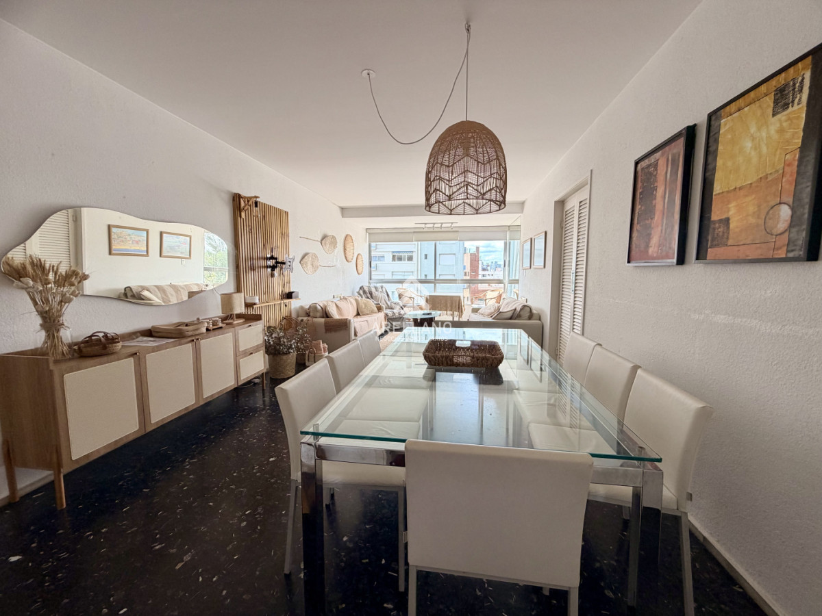 Apartamento ID.6330 - Venta apartamento 2 dormitorios Peninsula 