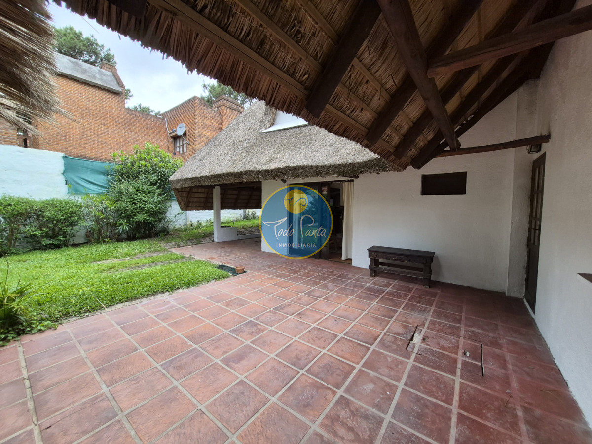 Miniatura de Casa de 4 dormitorios en Pinares, Punta del Este | Todo Punta