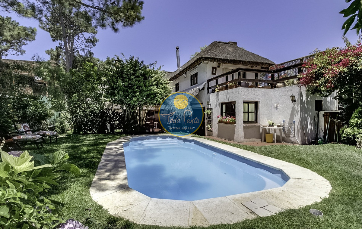 Miniatura de Casa de 4 dormitorios en Pinares, Punta del Este | Todo Punta